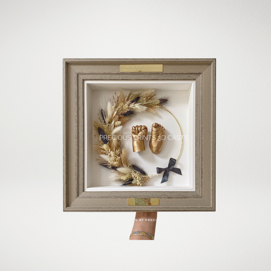 The Timeless Neutrals - ft gold-finished casts and vintage frame